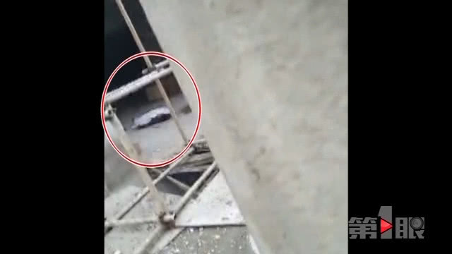 工人未拴安全绳 踏板掉落不幸坠亡