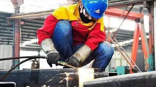 电焊作业有多危险?这些危险红线碰不得!