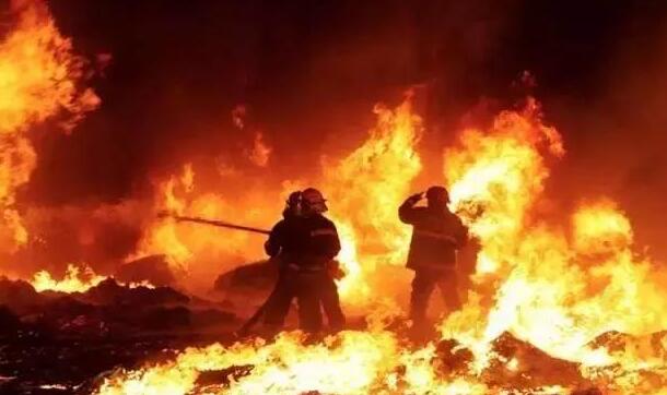 1478651278543577.jpg 103154c34hncdp8813uooj.jpg