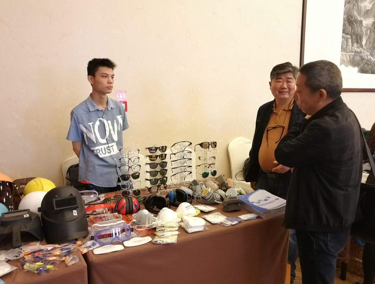 1558145350114937.png 1558145350114937.png