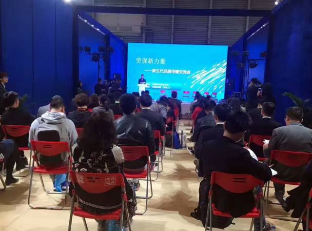 1515049263392665.jpg 640.jpg